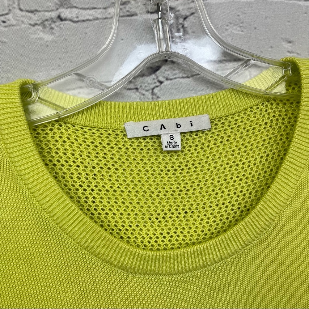 Cabi Split Back Pullover Sweater + Bonus Camisole… - image 4